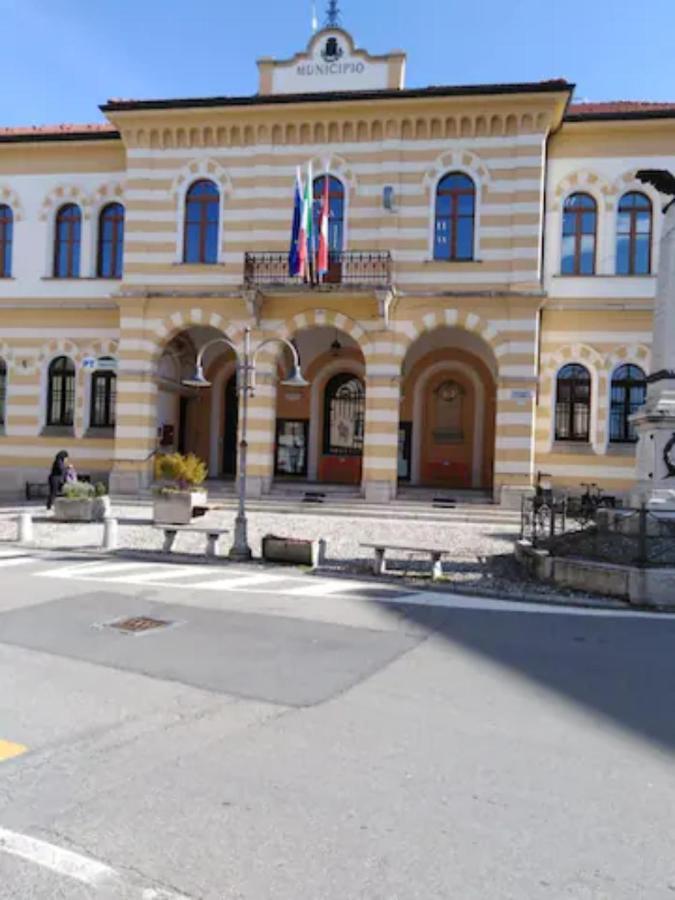Appartamento Incantevole Ad Armeno מראה חיצוני תמונה
