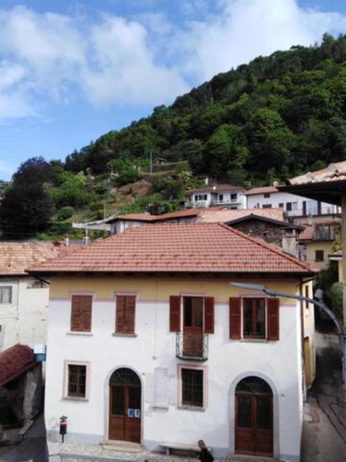 Appartamento Incantevole Ad Armeno מראה חיצוני תמונה